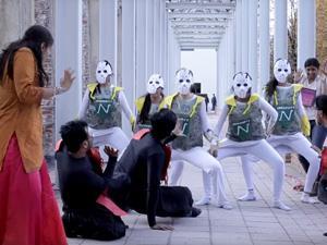 Dance your PhD